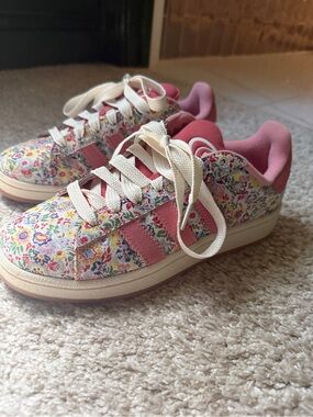 Adidas x Liberty Campus kids sz 5.5